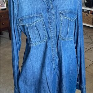 White House Black Market denim dress. Has pockets!